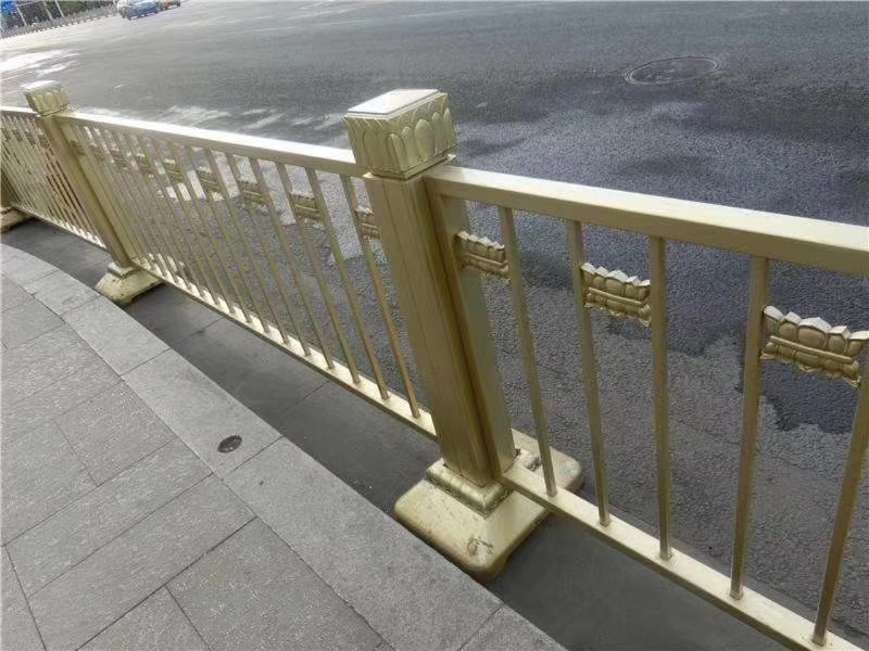 黃金市（shì）政道（dào）路護欄 I型